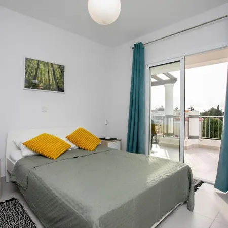 Апартаменты Lovely & Stylish! 3br Specious Penthouse-serenity Skyview