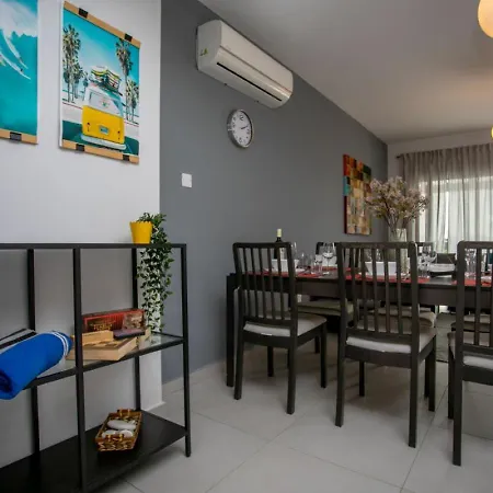 Lovely & Stylish! 3br Specious Penthouse-serenity Skyview Paphos